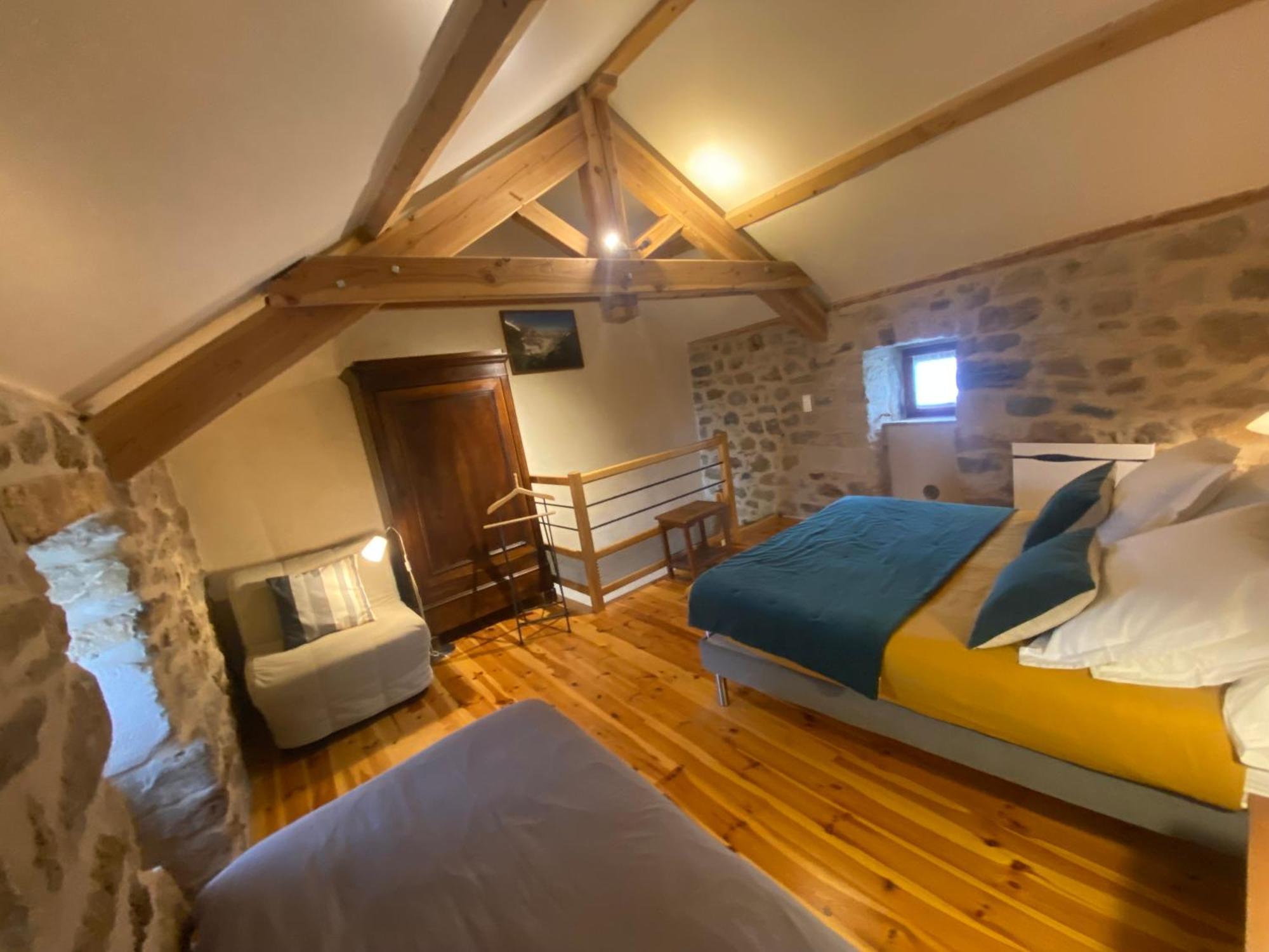 Les Caselles, Gite Et Maison D'Hotes Saint-Beauzely Exteriér fotografie
